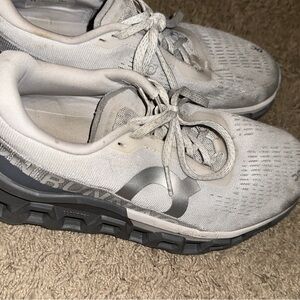 Pearl Izumi Women's Gray Athletic Shoes